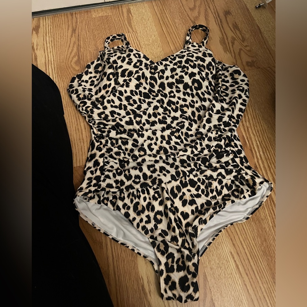 Old navy swimsuit